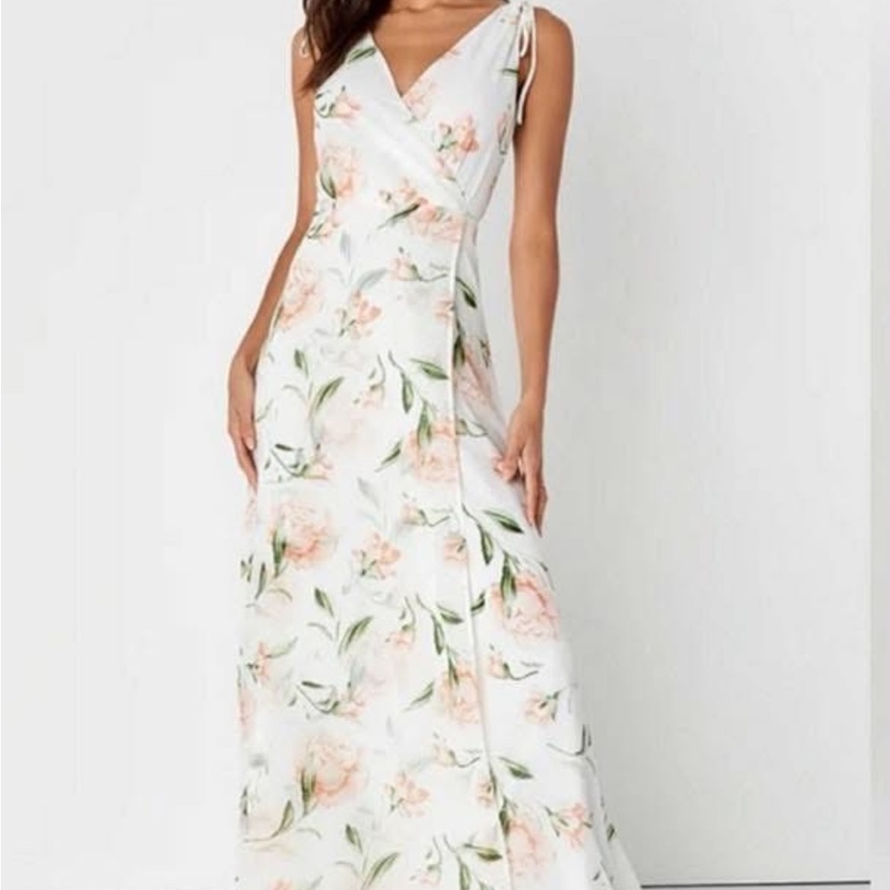 Lulus Floral White Maxi Dress NWT
